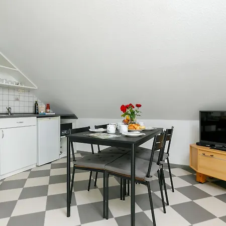 דירה Gerania By Interhome באלאטונפורד